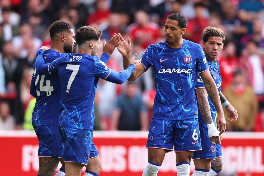 手感差距！奇才命中率首节72%，领先尼克斯8分