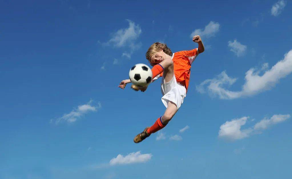 比萨vs拉齐奥 卡利亚里vs萨索洛