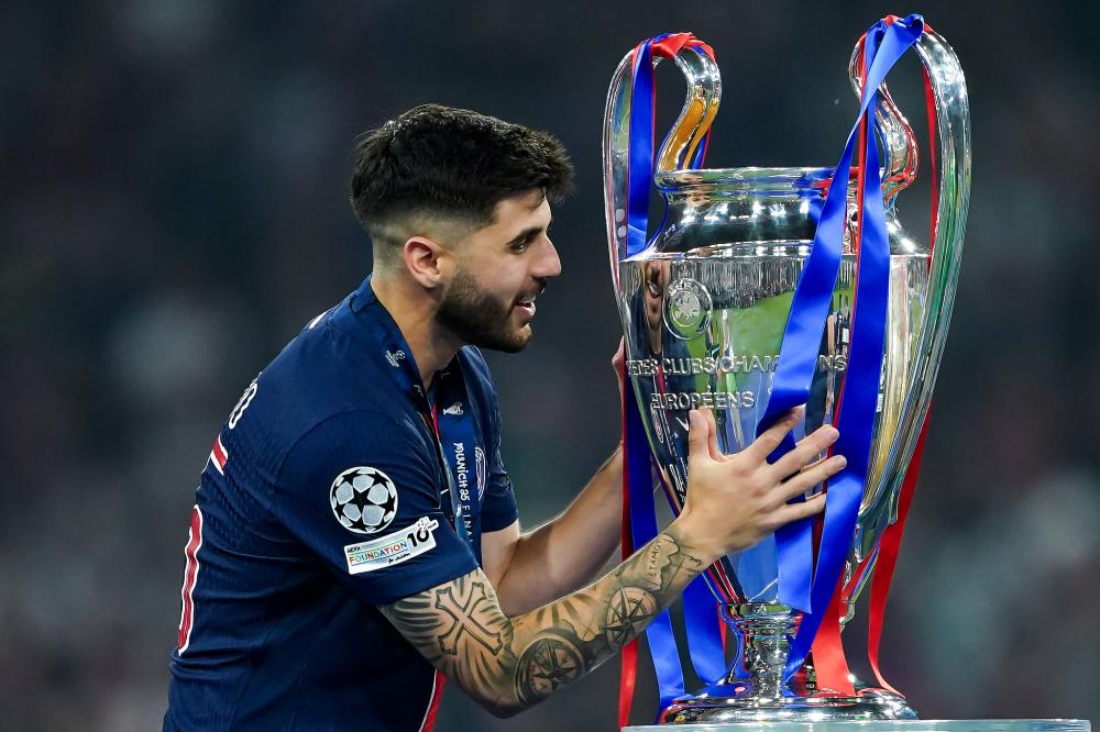 足球职业化的全球趋势